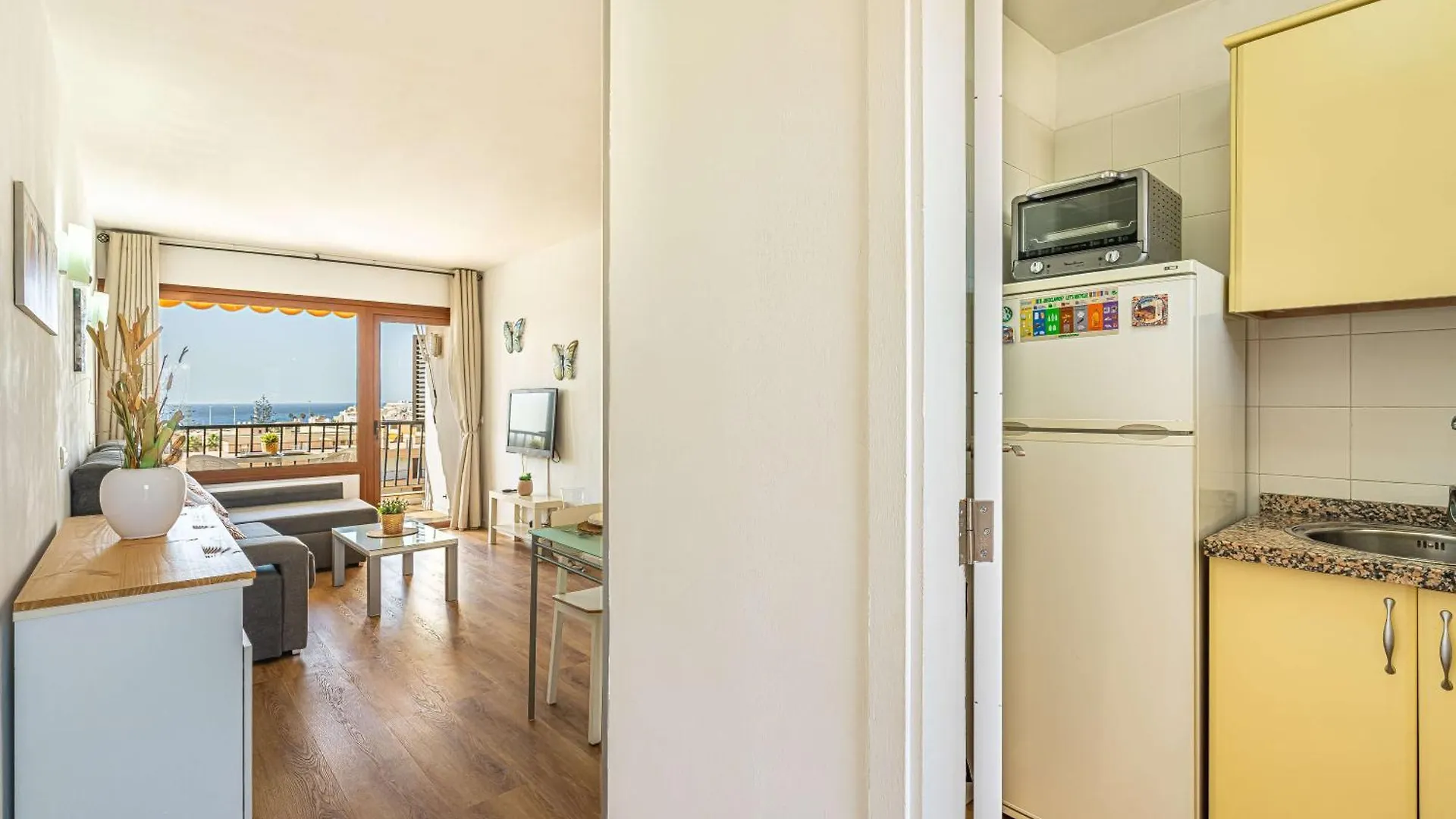 ארונה As De Casas - Achacay Apartment With Sea Views And Pool 0*,