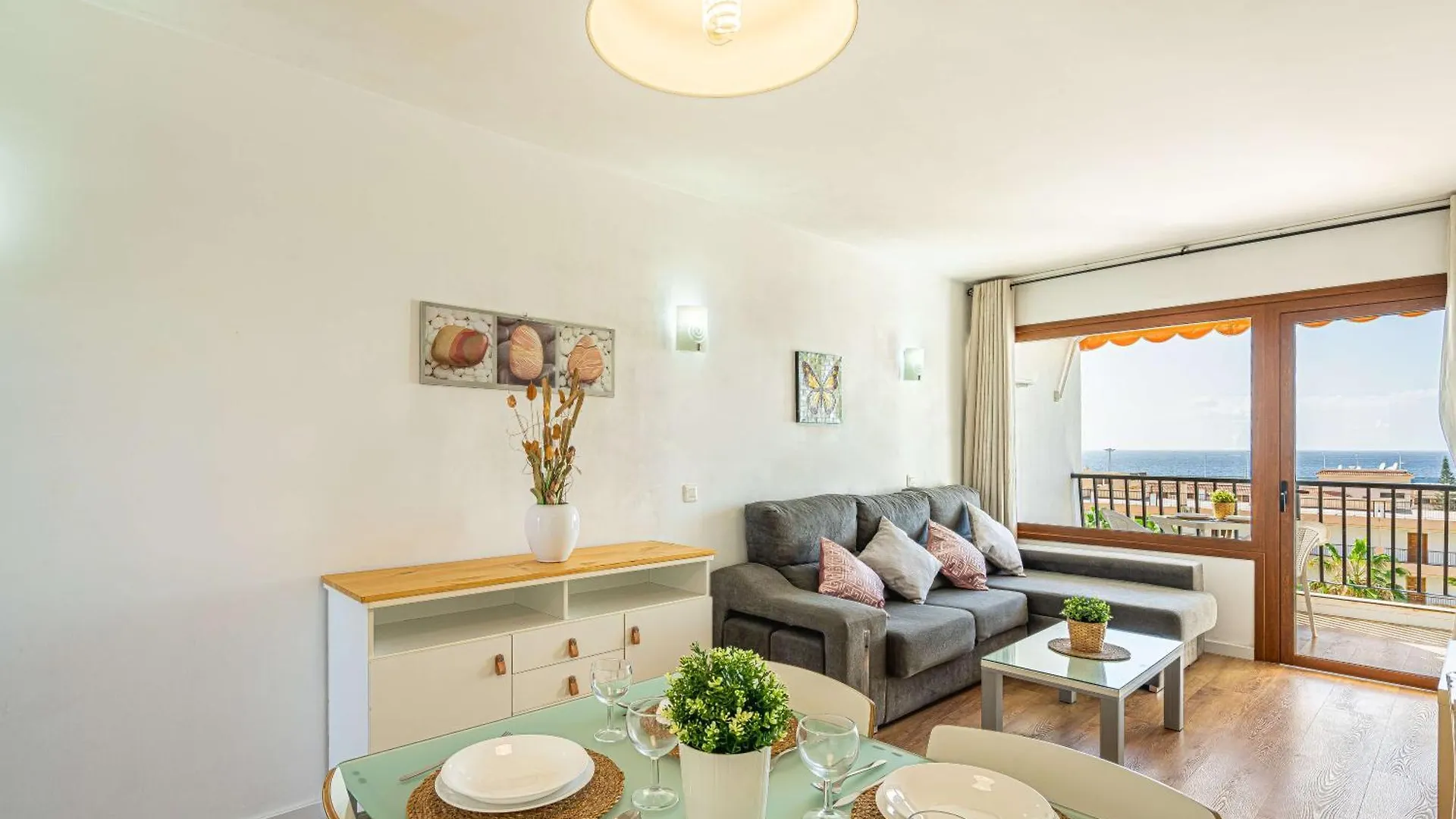 ארונה As De Casas - Achacay Apartment With Sea Views And Pool ספרד
